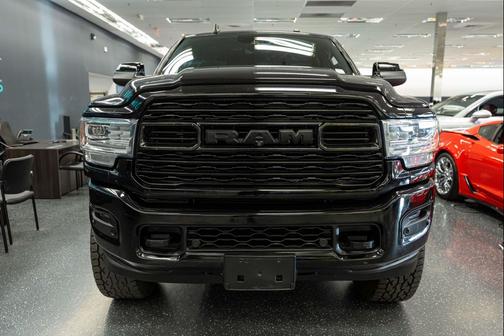 Diamond Black Crystal Pearlcoat 2020 RAM 2500 Limited Mega Cab 4x4 6'4' Box