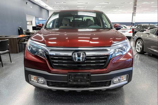 Deep Scarlet Pearl 2019 Honda Ridgeline RTL-E