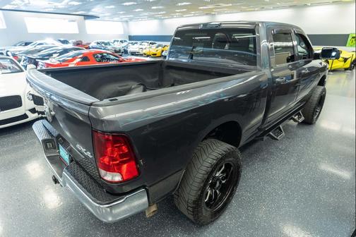 Granite Crystal Metallic Clearcoat 2018 RAM 2500 Tradesman Crew Cab 4x4 6'4' Box