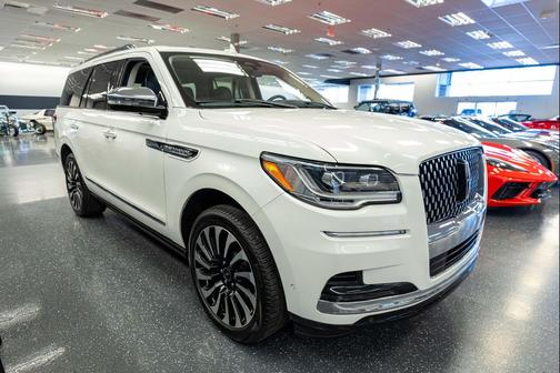 2022 Lincoln Navigator Black Label