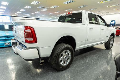 2024 RAM 2500 Laramie Crew Cab 4x4 6'4' Box