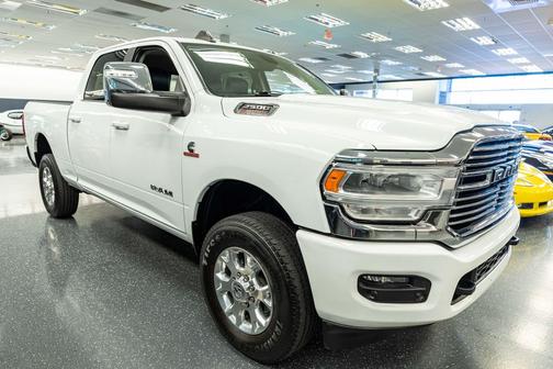 2024 RAM 2500 Laramie Crew Cab 4x4 6'4' Box