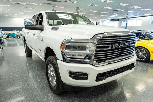 2024 RAM 2500 Laramie Crew Cab 4x4 6'4' Box