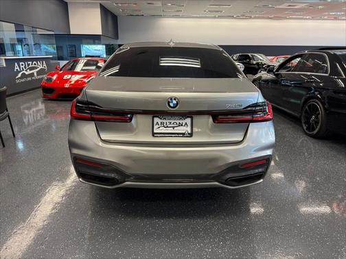 2022 BMW 740 i