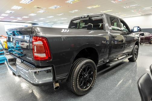 2021 RAM 2500 Tradesman Crew Cab 4x4 6'4' Box