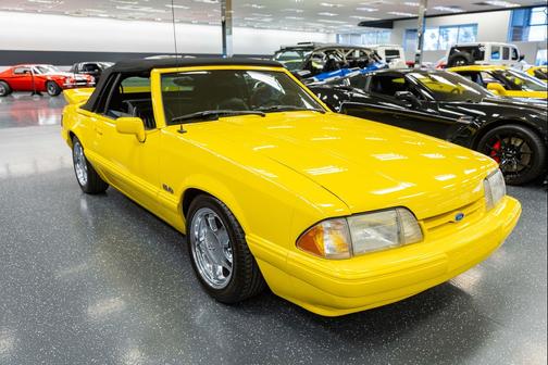 1993 Ford Mustang LX 5.0L