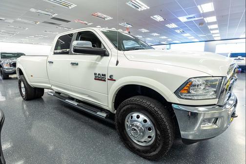 Pearl White 2018 RAM 3500 Laramie Crew Cab 4x4 8' Box