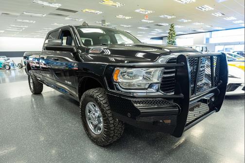 2021 RAM 3500 Big Horn Crew Cab 4x4 8' Box