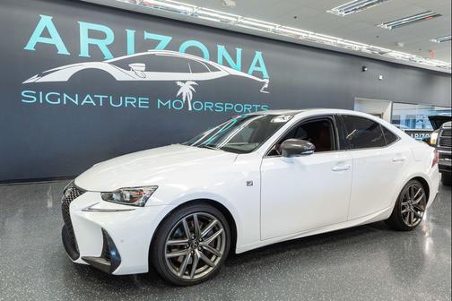 2018 Lexus IS 300 Base