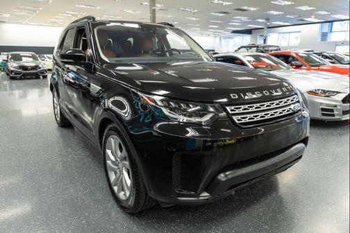 Black 2017 Land Rover Discovery HSE