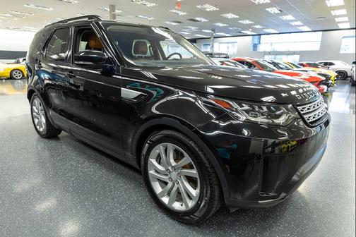 Black 2017 Land Rover Discovery HSE
