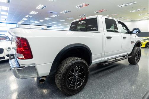 Bright White Clearcoat 2018 RAM 2500 Tradesman Crew Cab 4x4 6'4' Box