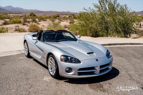 2005 Dodge Viper SRT10