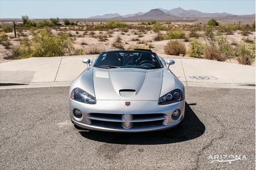 2005 Dodge Viper SRT10
