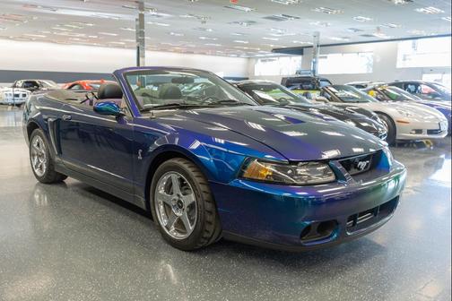 2004 Ford Mustang SVT Cobra