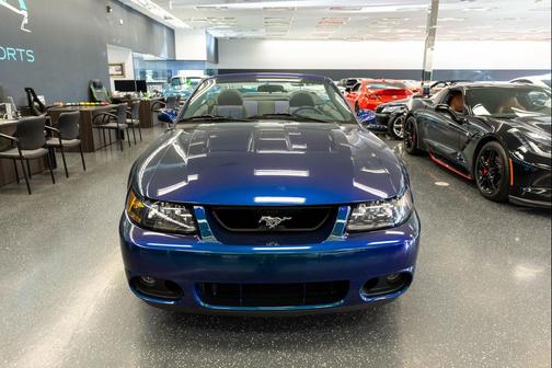 2004 Ford Mustang SVT Cobra