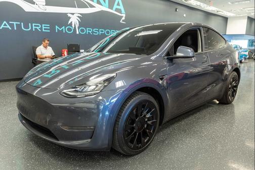 2020 Tesla Model Y Long Range Dual Motor All-Wheel Drive