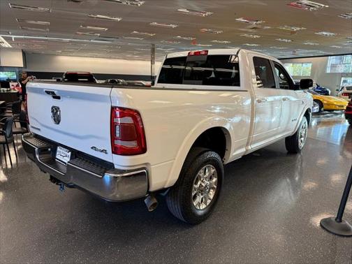 2020 RAM 2500 Laramie Crew Cab 4X4 6'4' Box