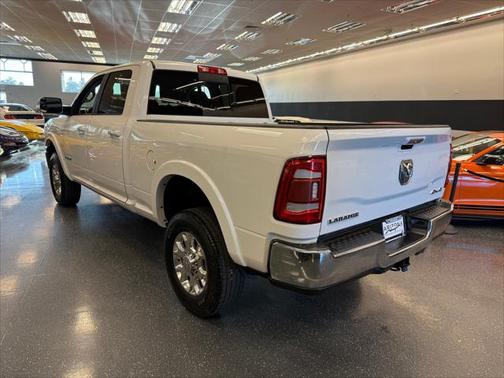 2020 RAM 2500 Laramie Crew Cab 4X4 6'4' Box