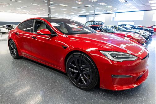 2021 Tesla Model S Plaid