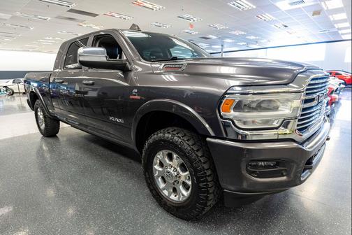 Granite Crystal Metallic Clearcoat 2020 RAM 2500 Laramie Mega Cab 4x4 6'4' Box