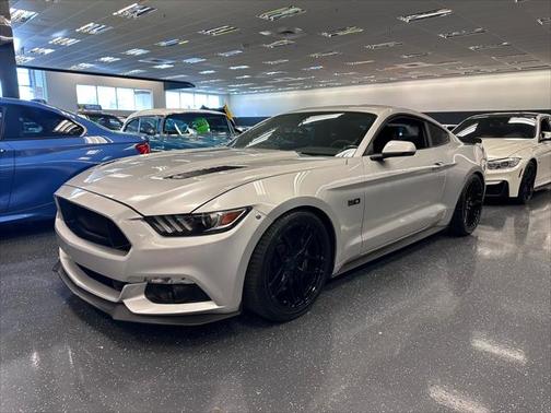 2017 Ford Mustang GT Premium