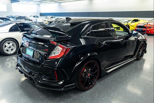 Crystal Black Pearl 2020 Honda Civic Type R Touring