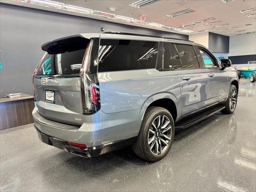 2021 Cadillac Escalade ESV Sport Platinum