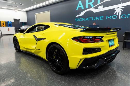 Accelerate Yellow Metallic 2023 Chevrolet Corvette Z06