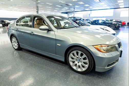 Gray 2008 BMW 335 335xi
