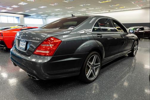 2011 Mercedes-Benz S-Class S 63 AMG