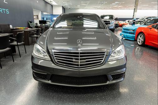 2011 Mercedes-Benz S-Class S 63 AMG