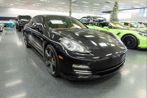 2010 Porsche Panamera 4S