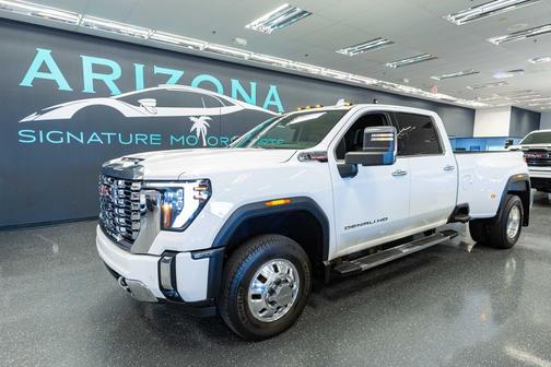2024 GMC Sierra 3500 Denali