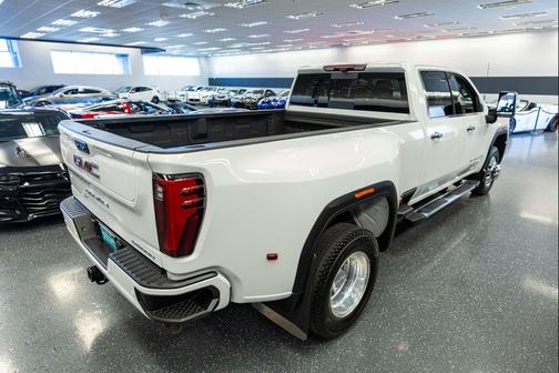 2024 GMC Sierra 3500 Denali