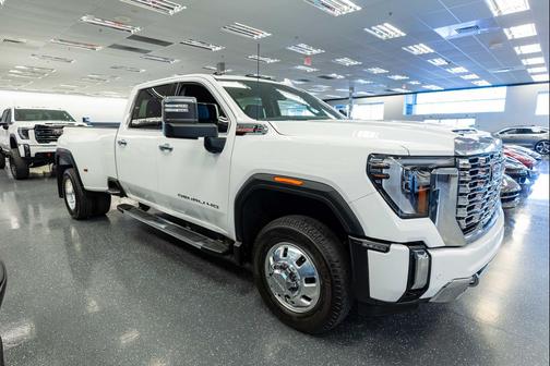 2024 GMC Sierra 3500 Denali
