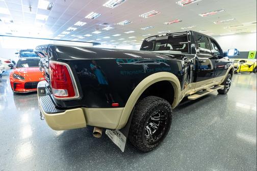 Brilliant Black Crystal Pearlcoat 2016 RAM 3500 Longhorn