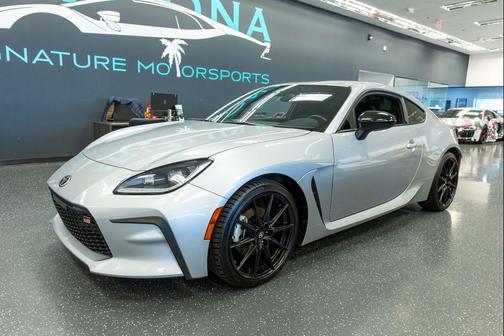 2025 Toyota GR86 Premium