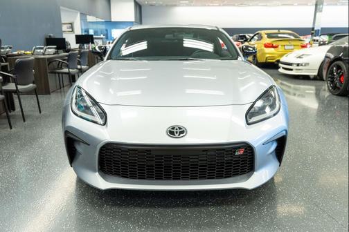 2025 Toyota GR86 Premium