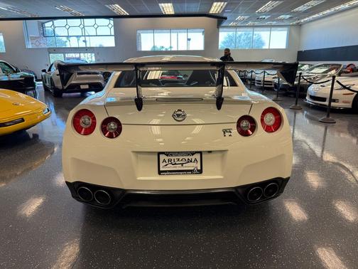 2014 Nissan GT-R Black Edition
