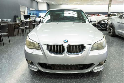 Silver 2008 BMW 550 550i