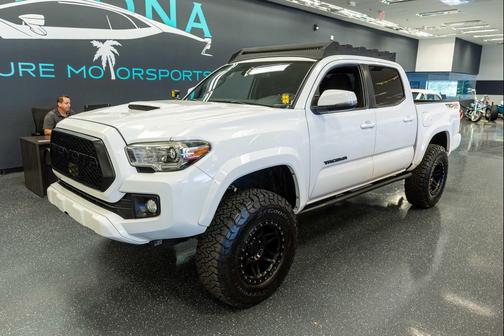 2018 Toyota Tacoma TRD Sport