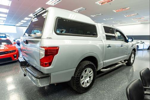 2017 Nissan Titan SV