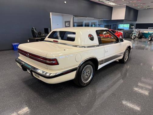 1991 Chrysler TC by Maserati Base