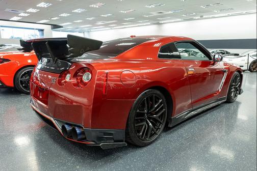 2016 Nissan GT-R Premium