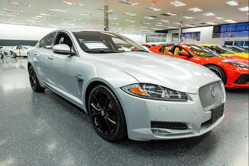 2015 Jaguar XF 3.0 Sport