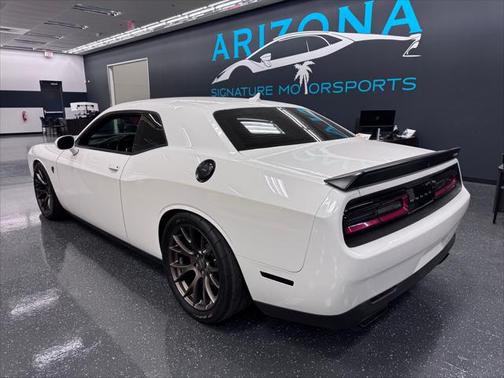 2015 Dodge Challenger SRT Hellcat