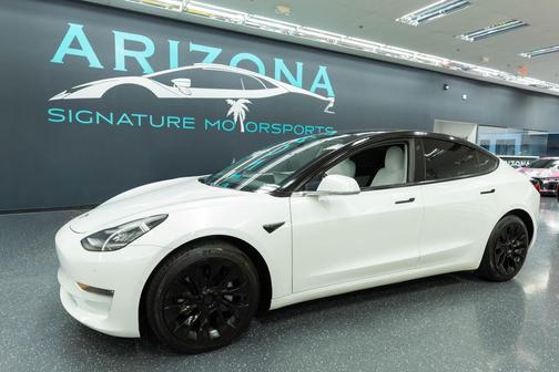 2019 Tesla Model 3 Long Range