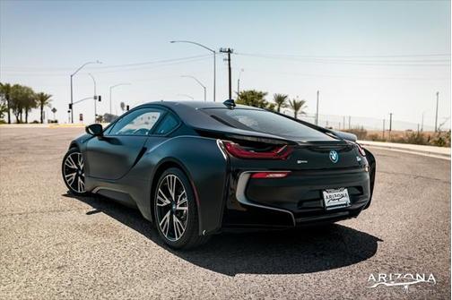 2017 BMW i8 Base