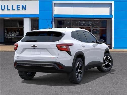 Summit White 2026 Chevrolet Trax 1RS
